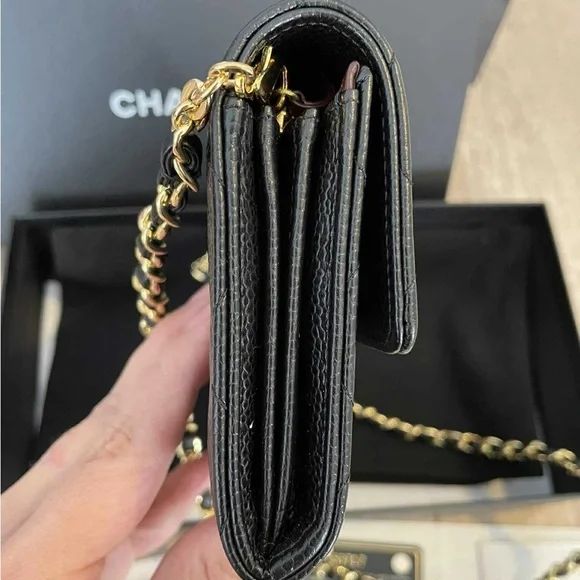 Chanel Black Quilted Leather Chain Bag (Sold on other platform) - Picture 11 of 15